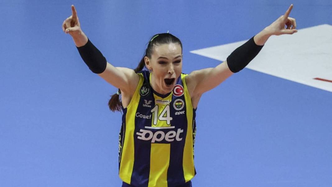 Eda Erdem resti çekti 8